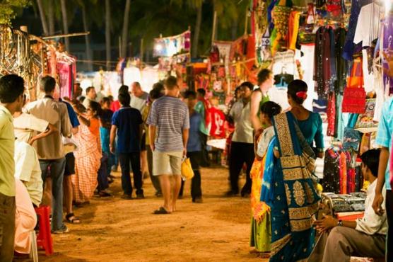 Evening market in Goa1