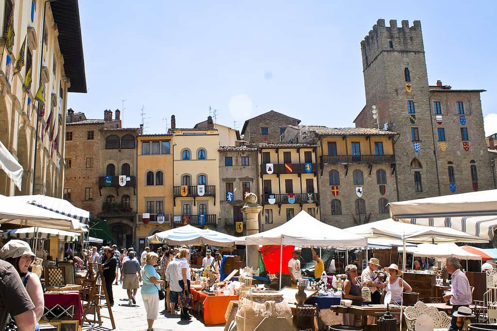 Arezzo-flea-market