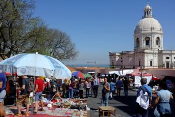 Feira da Ladra flea market Lisboa