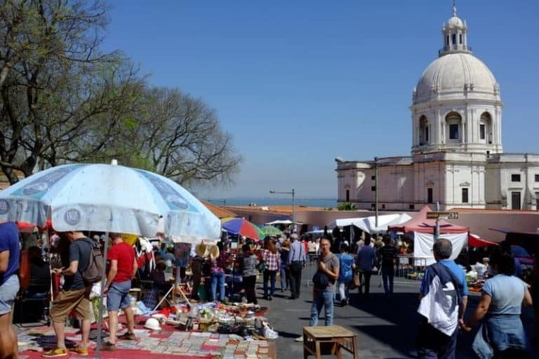 Feira da Ladra flea market Lisboa