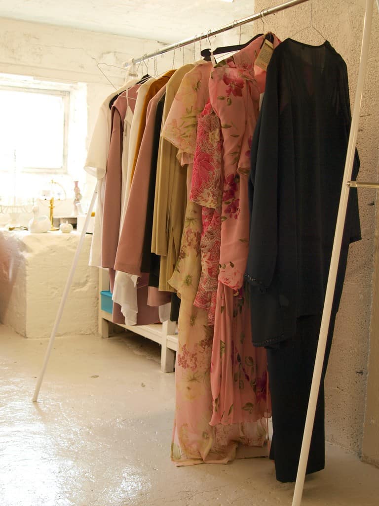 Kaivarin Kanuuna Helsinki self-service secondhand shop racks of vintage clothing