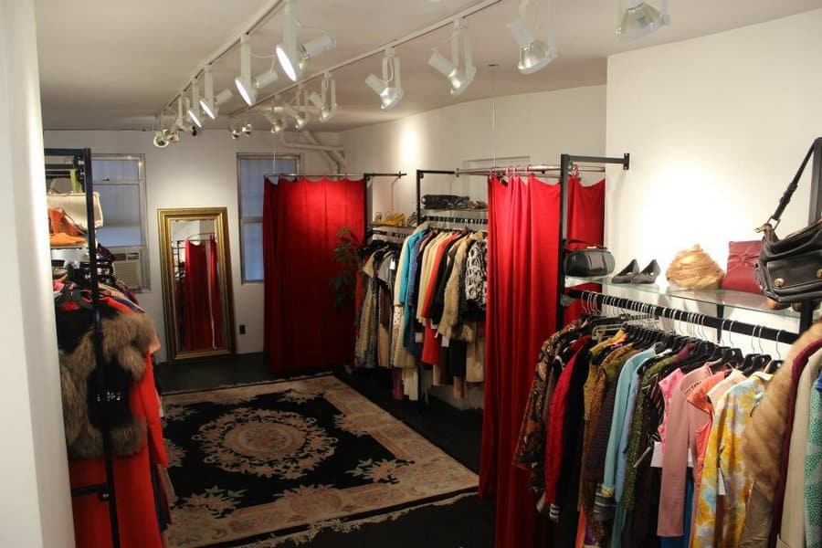 Vintage Clothing Shop #1: Angela's Vintage Boutique