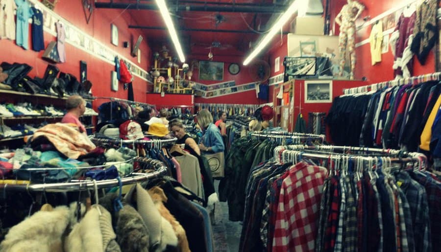 Vintage Clothing Shop #2: No Relation Vintage