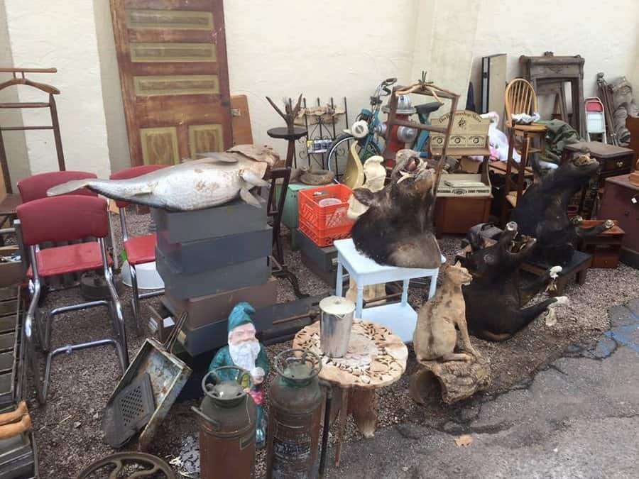 Raleigh Flea Market retro and vintage items at outdoor vendor stalls