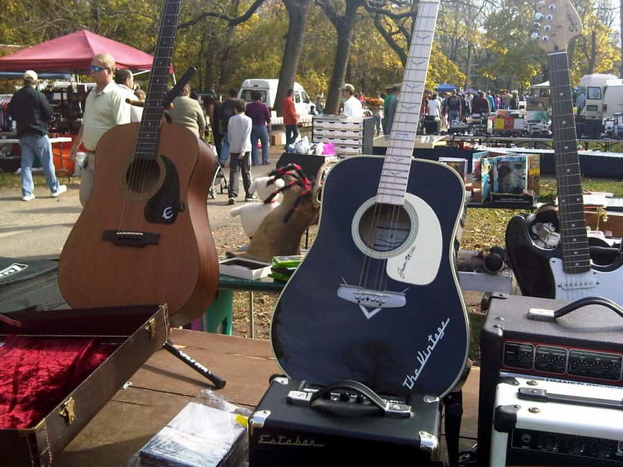 1 guitars at flea market